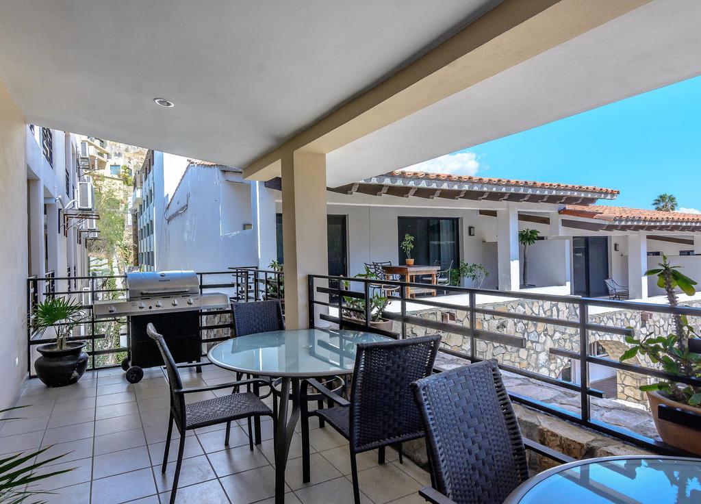 Pedregal Suites - Marina And Downtown Cabo San Lucas Zewnętrze zdjęcie